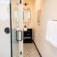 Speakeasy Queen Suite (Rm 7), Nevada City