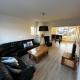 Lovely 2-bedroom apartment with balcony (near center)
