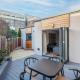 Stylish 2 Bed Bungalow in East Ham, Close to Excel, London - Photo 4