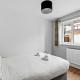 Stylish 2 Bed Bungalow in East Ham, Close to Excel, London - Photo 8