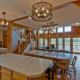 Custom Waterfront Lodge, 4 bed, 4 Bath, Sleeps 12!, Marquette (fotografie 9)