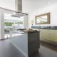 The White House - 5 Bedrooms Close to Town & Beach, Port Douglas (foto 7)