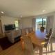 Modern Home by the Reserve, Auckland - Foto 1