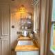 Shepherd's Hut at The Granary, Steyning (Foto 9)