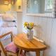 Shepherd's Hut at The Granary, Steyning (Foto 3)