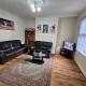 Spacious two bedroom house, parking and WiFi Leeds - Photo 2