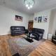 Spacious two bedroom house, parking and WiFi Leeds - Photo 3
