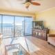 Oceanfront Condo with pool - Walk to the Tiki Bar Carolina Beach - Foto 2