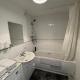 Home Sleeps5-Netflix-Parkg-Near City center Etihad, Manchester - Photo 10