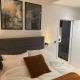 Modern 1-Bed Apartment in Buckinghamshire with Free WiFi, Parking & Garden, Buckinghamshire (foto 7)
