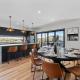 1B Alpine View Retreat - 4BR Luxurious Escape l Mountain Views l Fast WiFi, Jindabyne - Fotografie 4