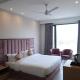 ACR Luxury Hotel, Mohali - Foto 4