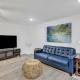 Eagle's Nest - Upscale Loft Downtown Close to GSU, Statesboro (foto 2)