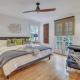 The Grey - Large Eclectic and Quiet Home, Statesboro (photo 4)