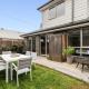 West Addis I Longer Stays Welcome, Geelong West - Fotografie 9