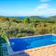 Cherry Cottage, Alikias
