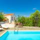 Villa Antigoni, Alikias