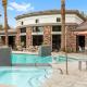 TWO Glendale CozySuites with Pool & Jacuzzi 02&09, Glendale (foto 2)