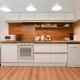 Strawberry Line, Apartment 2, Wells
