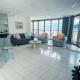 Cairns Ocean View Apartment in Aquarius, Cairns (foto 2)