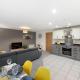 Deluxe 2 bed flat w/free parking, High Wycombe (zdjęcie 2)