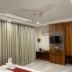 HOTEL MAA LAXMI PALACE, 德奥加尔 - 照片 9