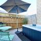 Modern Oasis with Spa, close to shopping centres! Hamilton - Foto 1