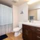 Comfy Cozy Apt with pool & hot tub in downtown LA', Los Angeles - Foto 7