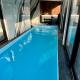Piscine et jacuzzi Loft ravissant dans une maison basque, Anglet - Fotografie 1