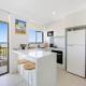 Beachfront Studio with Balcony & Stunning Views, Gold Coast - Photo 3