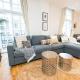 Central boutique 2 bed apt with unique balconies