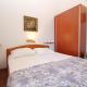 Apartments by the sea Baska, Krk - 22699, Baška (Foto 8)