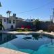 Cozy Home with Sparkling Pool/Pet Friendly