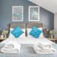 Stylish 1 Bed Apt , central , pkg, perfect for long stays, Egham