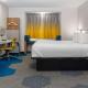 Microtel Inn & Suites by Wyndham Pigeon Forge - Photo 7