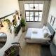 Luxury Tiny Home / Co_Living / City Views, Кейптаун - Фото 1
