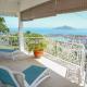 Elegant apartment in Les Mamelles, 400 m², sea view, Eden Island