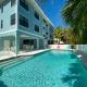 Fully Remodeled Steps to the Beach - Amazing Tropical Sunsets, Holmes Beach - Fotografie 3