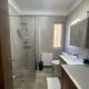 Glyfada 3 Bed: Modern & Cozy, Athen - Foto 6