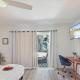 The YinYang - King Bed , Workspace , Full Kitchen, Gainesville (Foto 4)