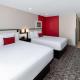 Ramada by Wyndham DFW Airport, Irving (photo 10)