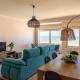 Blue House in Santa Cruz with Sea View, Santa Cruz