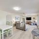 Waterfront Home on Lake Hamilton with Dock and 2 Decks, Royal (fotografie 3)
