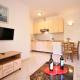 Apartments by the sea Baska, Krk - 22725, Baška (foto 7)
