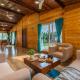 EKOSTAY Luxe - Woodstock Villa I 2 Acre Property I Cricket Turf I Party Friendly, Karjat - Foto 8