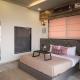 StayVista's The Aquamarine Villa - Igatpuri - Lakeside Retreat with Infinity Pool & Deck, Theatre Room & Gazebo, Igatpuri - Photo 6