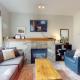 2BR in Symphony close to Whistler Village with Complex Hot Tub and Gas Fireplace Уистлер - Фото 8