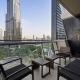 Downtown 3BR Sleeps 9 Balcony, Full Kitchen, Near Metro, Dubái - Foto 1