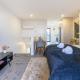 Urban Retreat at 8 Wilmer: Upper Level Studio Gem, Christchurch - Fotografie 6