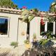 Holiday Cottage in Provence, Монтору